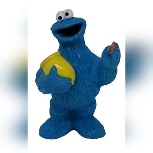 Sesame Street Blue Character with Yellow Cup - Cookie Monster
